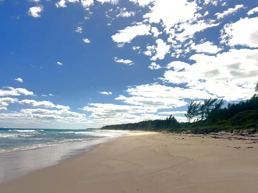 Queen's Highway Eleuthera BS