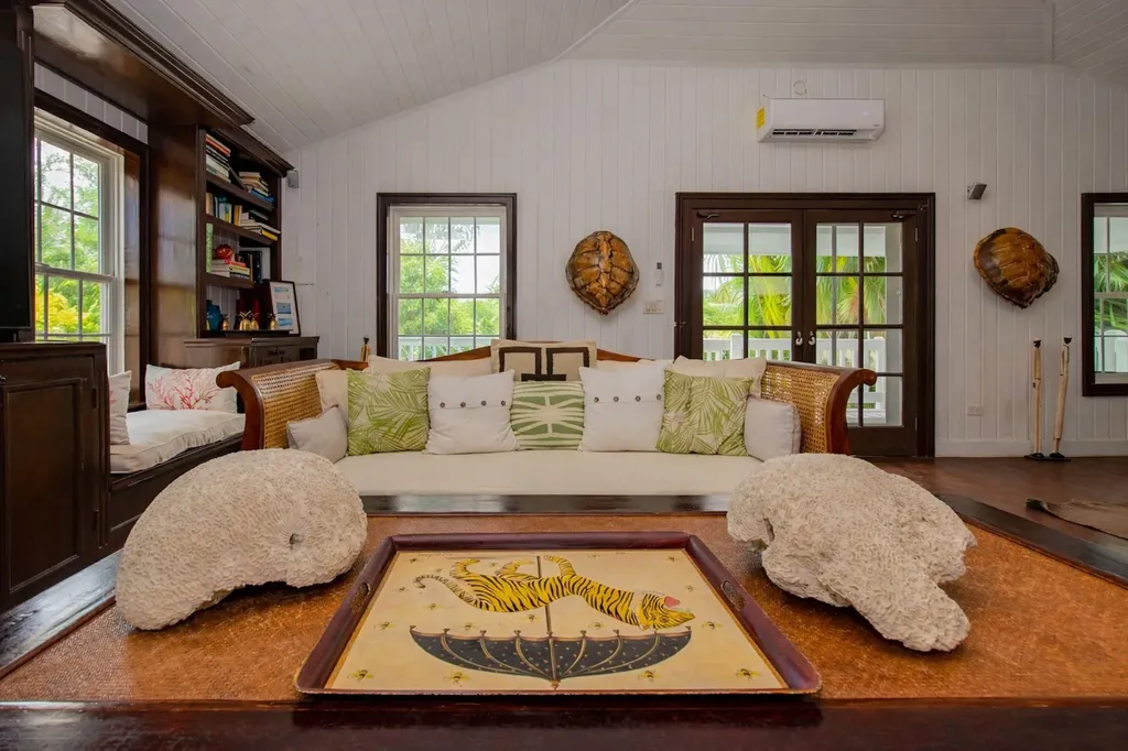 Banks Road Tir Na Nog Eleuthera BS