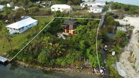 Wally's Place Black Sound Abaco BS