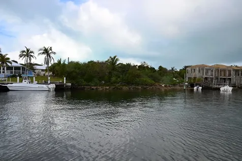 Wally's Place Black Sound Abaco BS