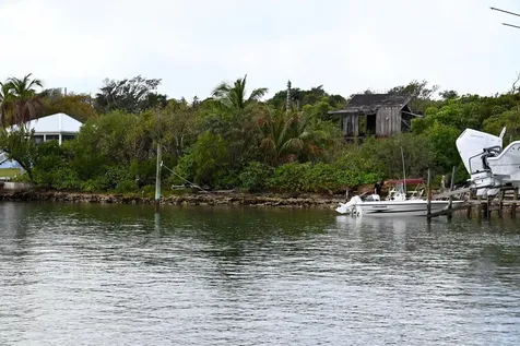 Wally's Place Black Sound Abaco BS