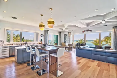 Turtle Pass, Treasure Cay Abaco BS