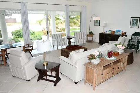 Summertime Ocean Boulevard Abaco BS