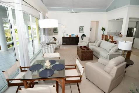 Summertime Ocean Boulevard Abaco BS