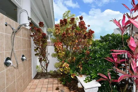 Summertime Ocean Boulevard Abaco BS