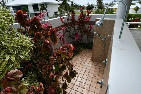 Summertime Ocean Boulevard Abaco BS