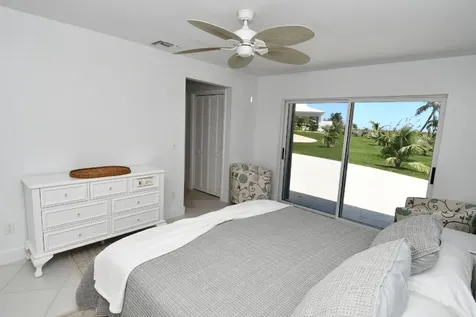 Summertime Ocean Boulevard Abaco BS