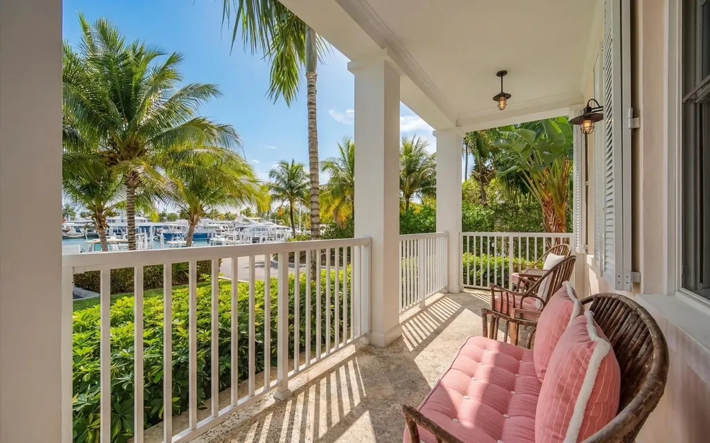 New Providence Paradise Island BS, Marina Townhouse, Unit 10