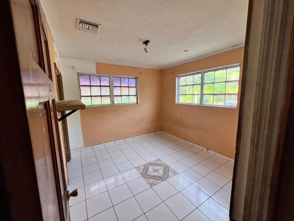 Gamble Heights New Providence Paradise Island BS
