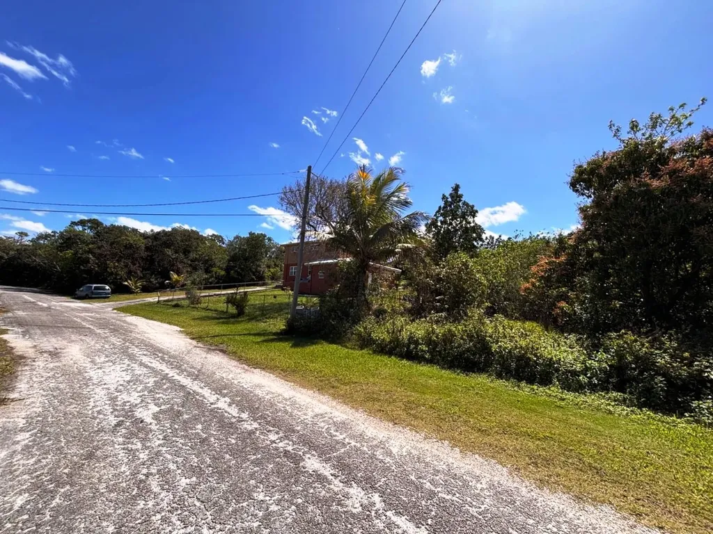 Greening Glade Lot Grand Bahama Freeport BS
