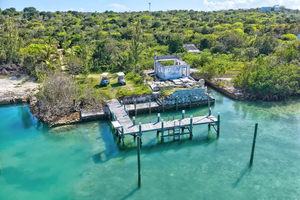 Fry's Dive Abaco BS