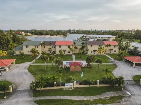 Midshipman Road 13-14 Grand Bahama Freeport BS