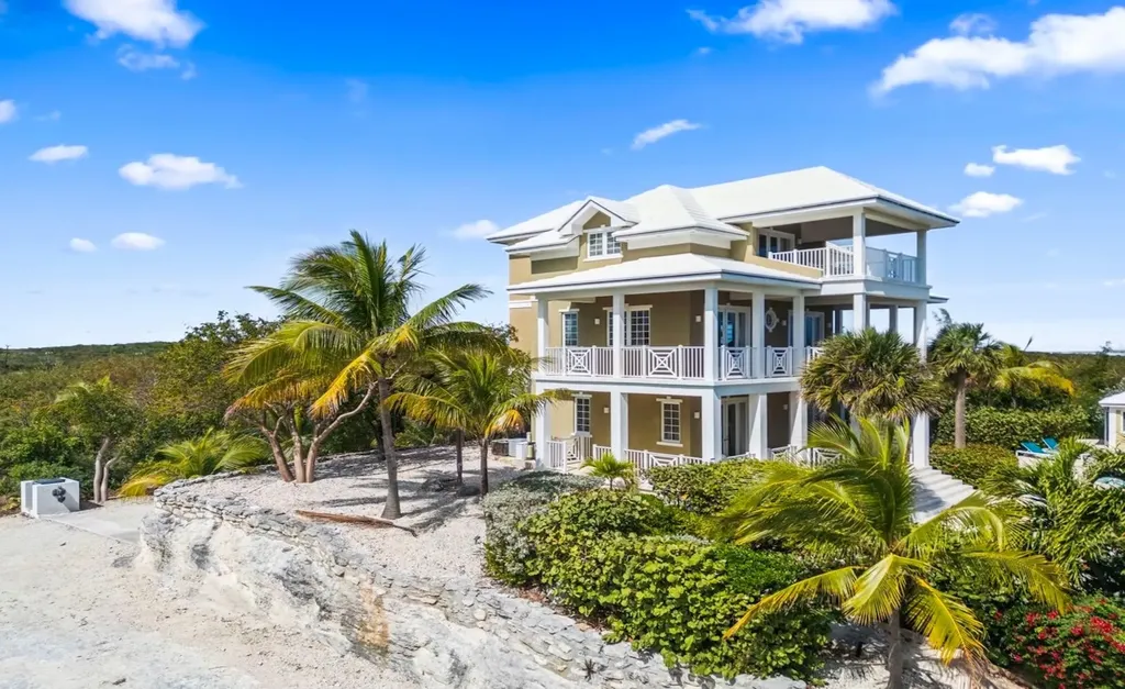 Seahorse Road February Point Exuma BS