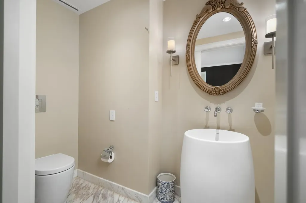 Rosewood 710 / 711/ 712 New Providence Paradise Island BS