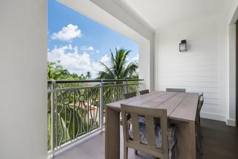 Rosewood 710 / 711/ 712 New Providence Paradise Island BS