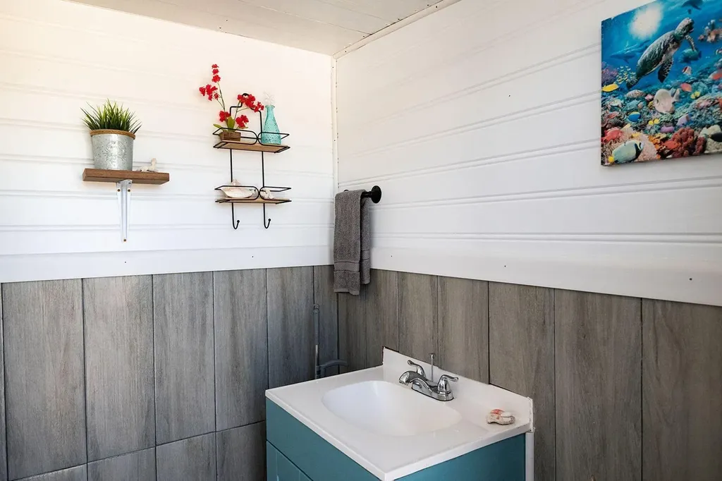 The Little Pearl Abaco BS