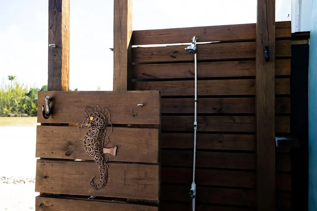 The Little Pearl Abaco BS