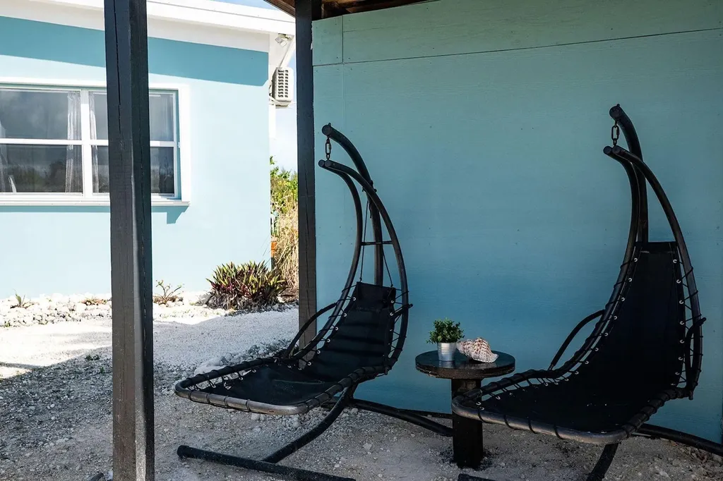 The Little Pearl Abaco BS