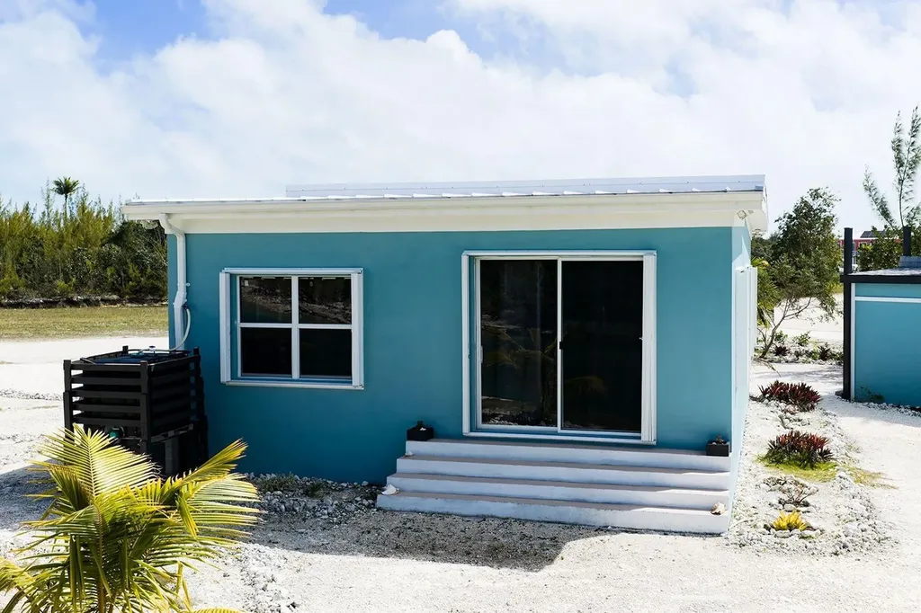 The Little Pearl Abaco BS