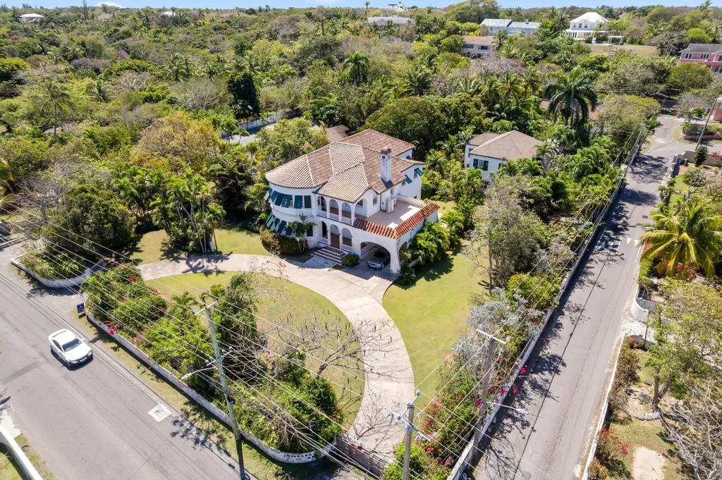 Eastern Road New Providence Paradise Island BS