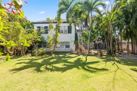 Eastern Road New Providence Paradise Island BS