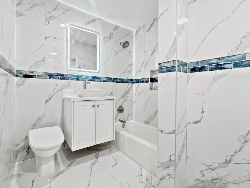 Delaporte Point 20 New Providence Paradise Island BS
