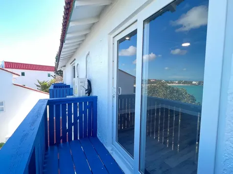 Delaporte Point 20 New Providence Paradise Island BS
