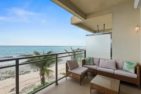Columbus Cove New Providence Paradise Island BS