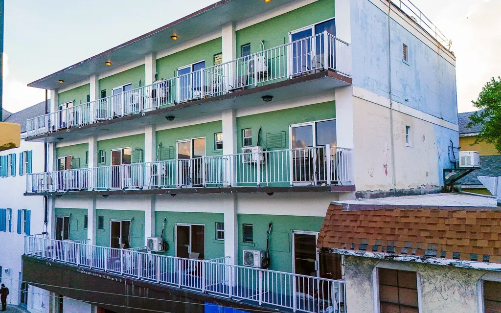 Grand Central Hotel Building New Providence Paradise Island BS
