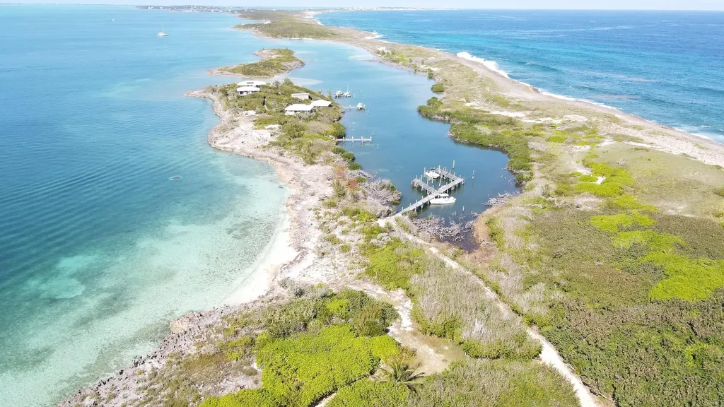 Lots 2 & 3, Tilloo Pond Abaco BS