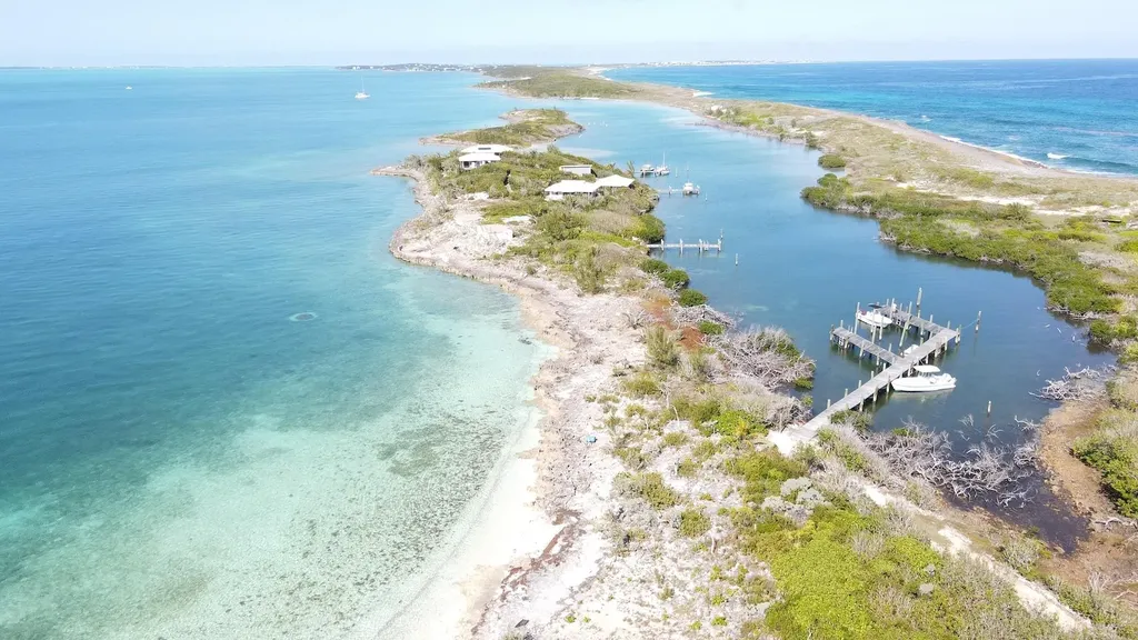 Lots 2 & 3, Tilloo Pond Abaco BS