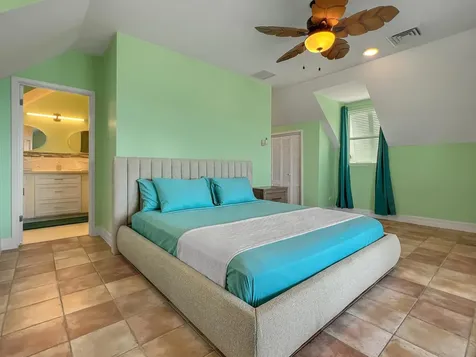 West Bay Street 2 New Providence Paradise Island BS