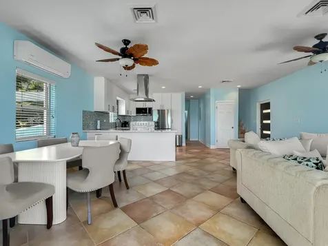 West Bay Street 2 New Providence Paradise Island BS