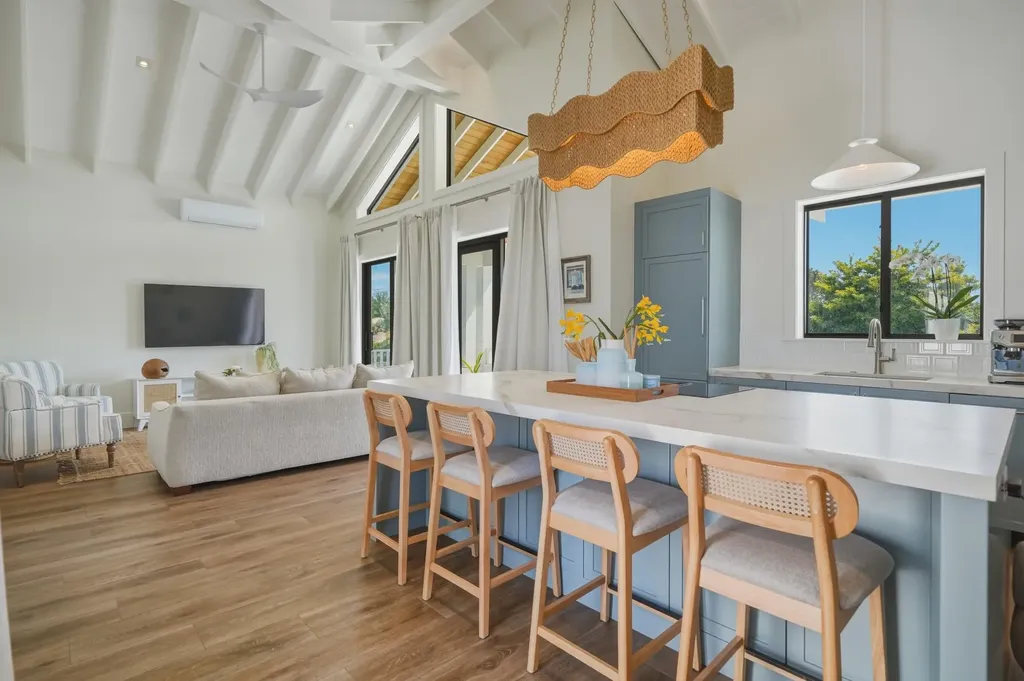 Le Canal New Providence Paradise Island BS
