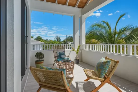 Le Canal New Providence Paradise Island BS