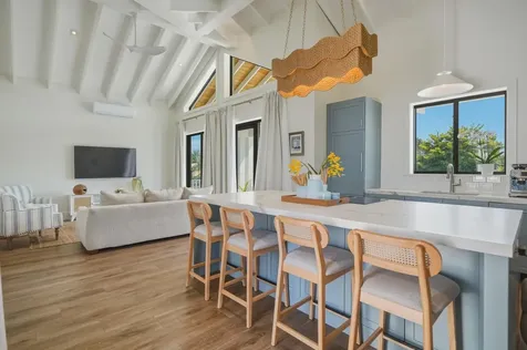 Le Canal New Providence Paradise Island BS