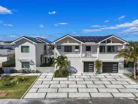 New Waterfront Estate New Providence Paradise Island BS