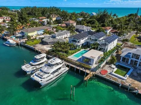 Le Canal New Providence Paradise Island BS