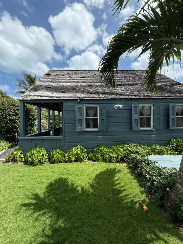 Crown Street Eleuthera BS