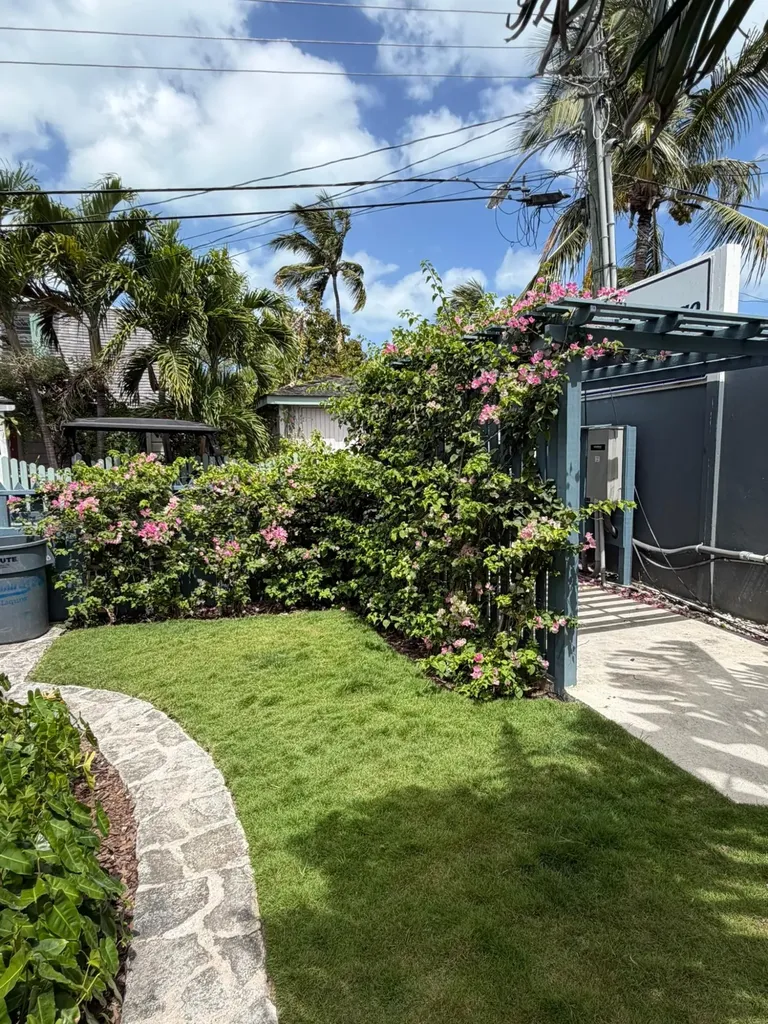 Crown Street Eleuthera BS