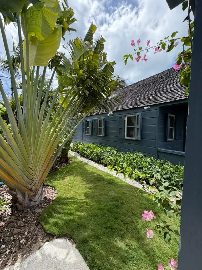 Crown Street Eleuthera BS