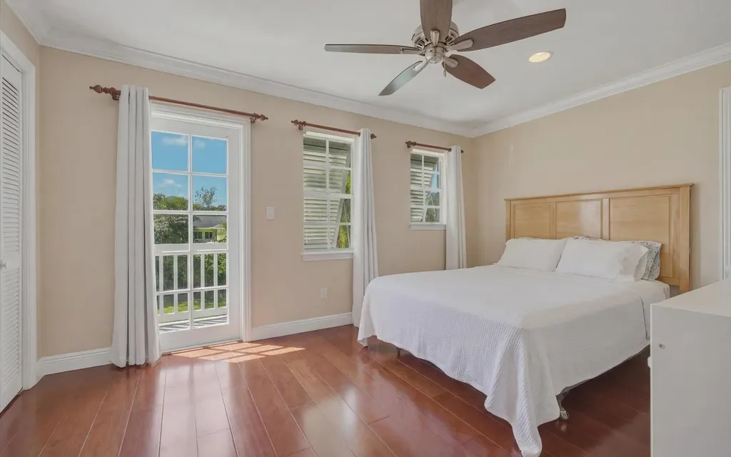 7 Arches New Providence Paradise Island BS