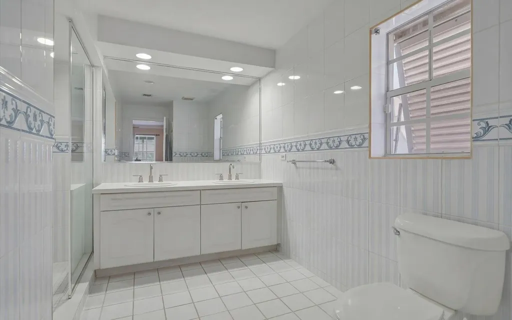 7 Arches New Providence Paradise Island BS