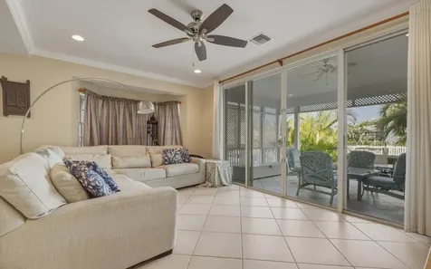 7 Arches New Providence Paradise Island BS