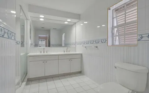 7 Arches New Providence Paradise Island BS