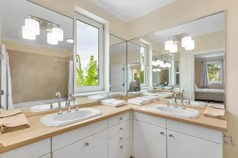 Harbour Drive New Providence Paradise Island BS