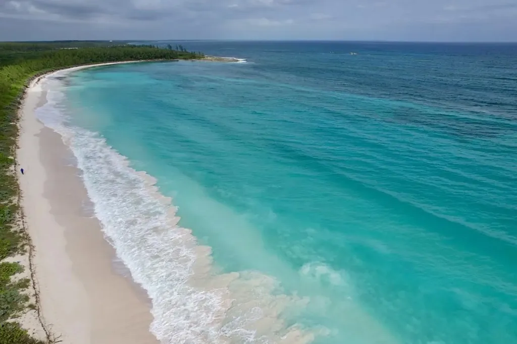 Beachfront Acreage — Schooner Bay Beachfront