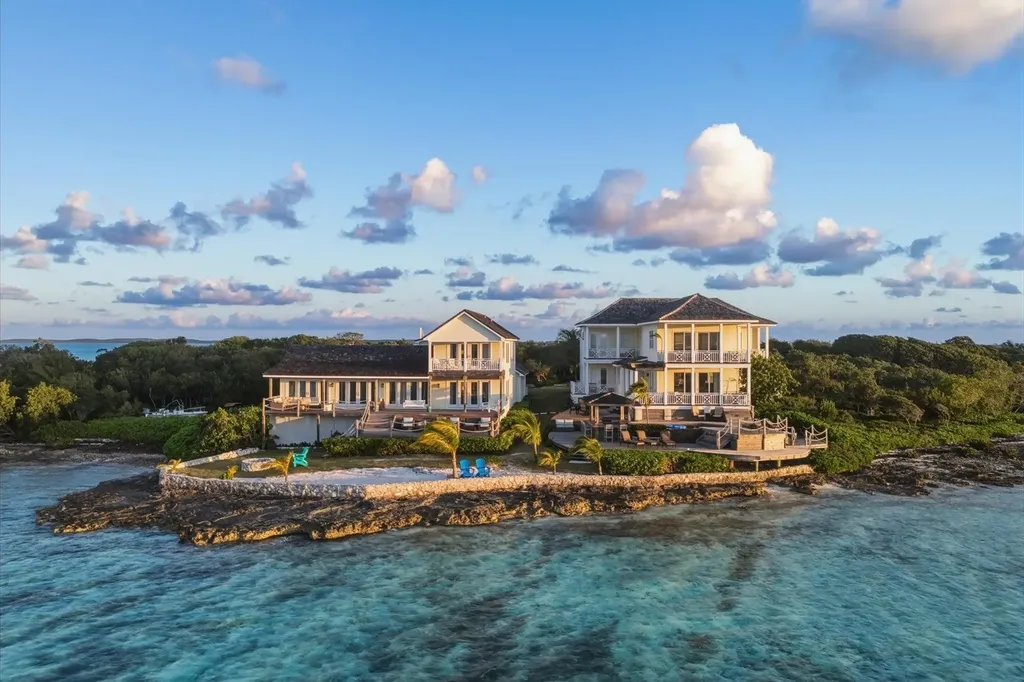 Crown Pigeon Island & Cay Eleuthera BS
