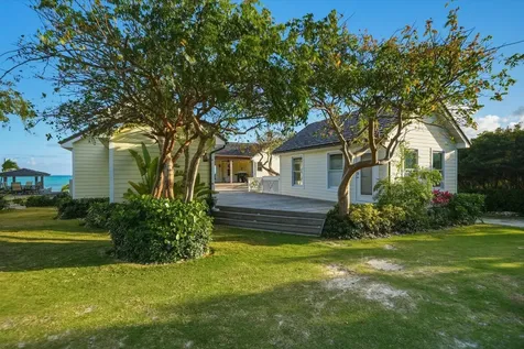 Crown Pigeon Island & Cay Eleuthera BS