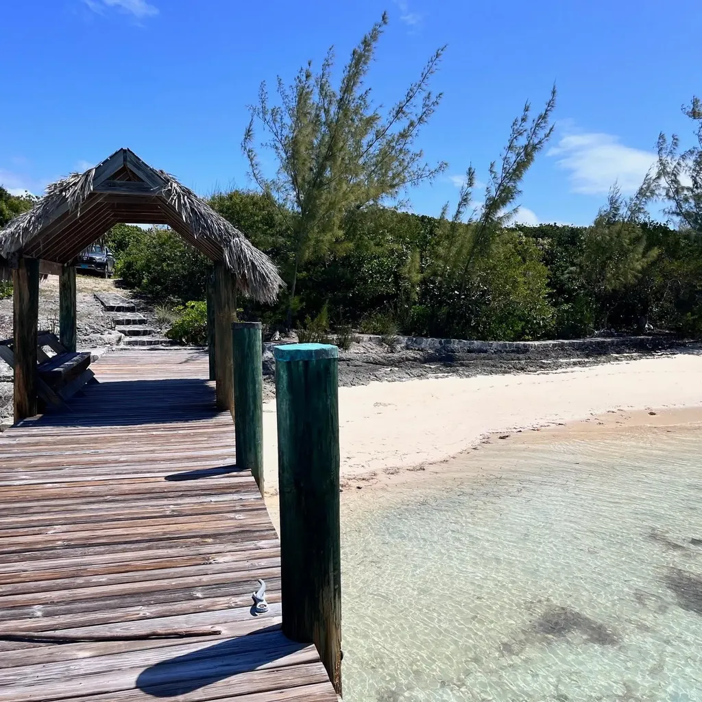 Lot 37 Whale Point Eleuthera BS